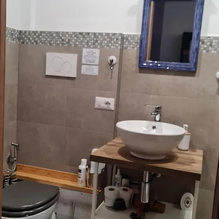 Проживание в семье Casa Di Ele